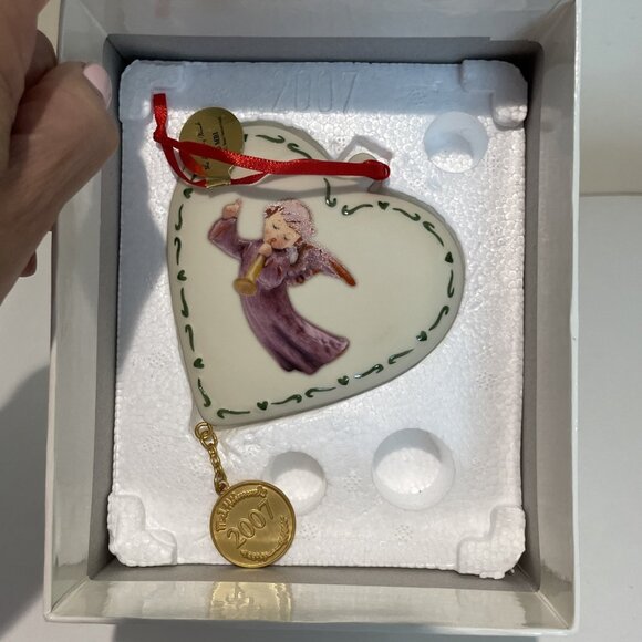 MJ Hummel 2007-2009 Christmas Ornaments Danbury Mint Exclusive Lot of 3 NIB - Picture 14 of 16